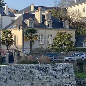  Apartment Le Petit Clos De Saint Goustan France