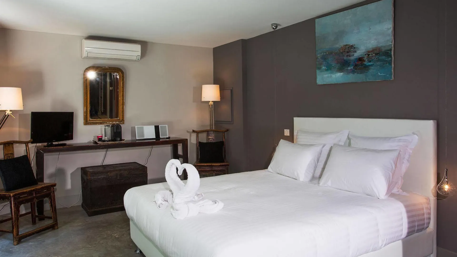 Be Loft B&B Pool & Spa Avignon 2*,